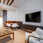 New Suite 6 People - Saint Germain Notre-Dame#Ac